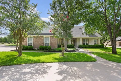 901 Salado Oaks Drive