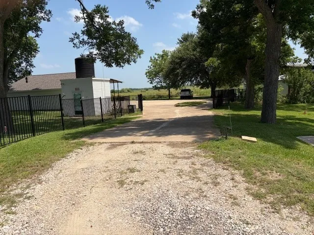 880 County Road 311 Jarrell, TX 76537