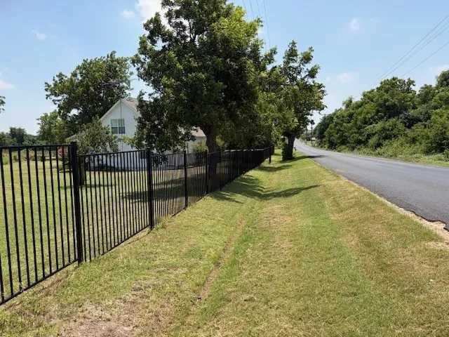880 County Road 311 Jarrell, TX 76537