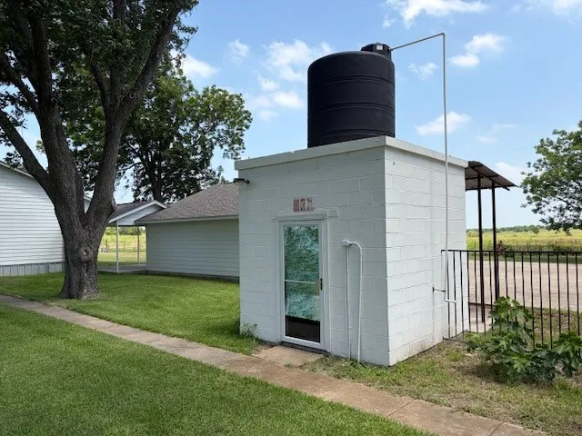 880 County Road 311 Jarrell, TX 76537