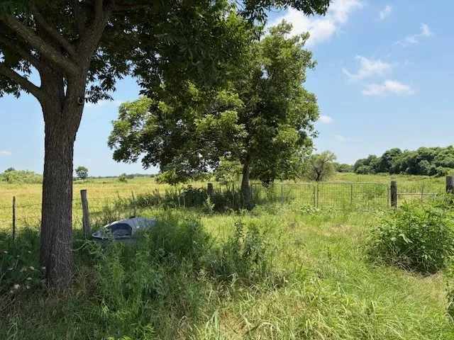 880 County Road 311 Jarrell, TX 76537