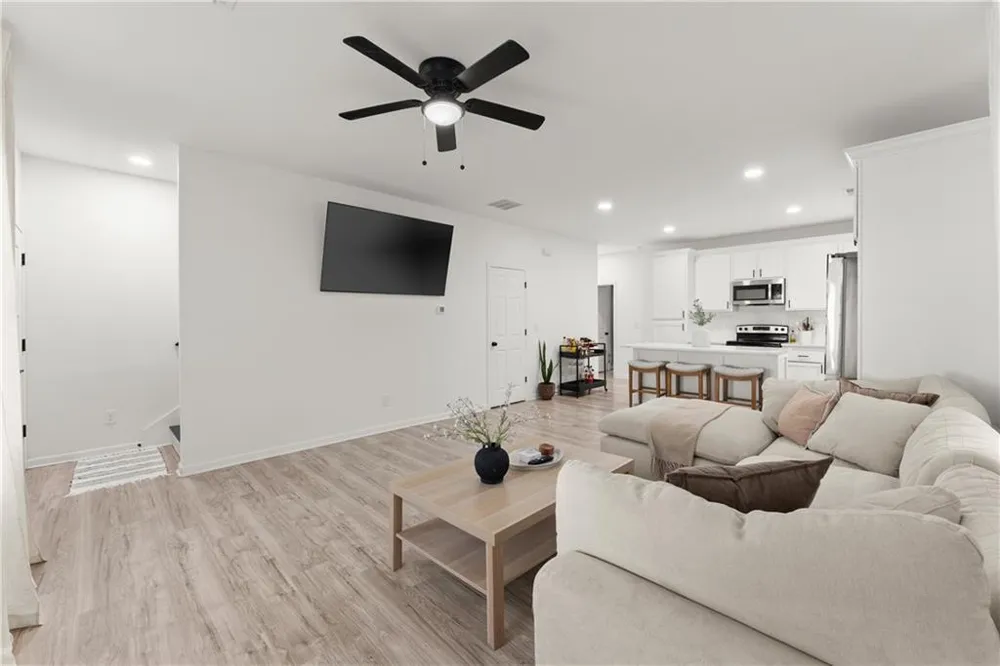 6503 Narramore Way Lula, GA 30554