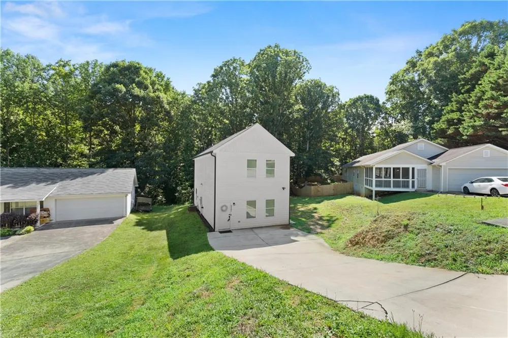 6503 Narramore Way Lula, GA 30554