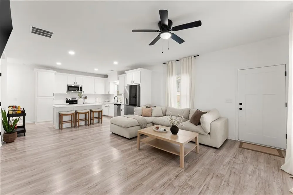 6503 Narramore Way Lula, GA 30554