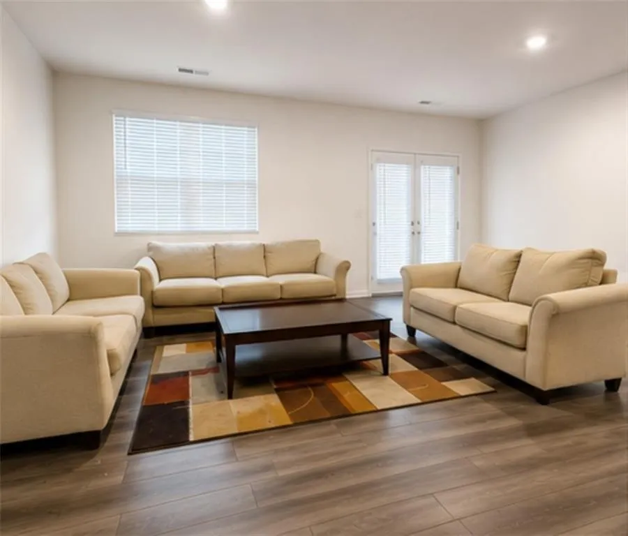 1054 Paddington Drive Cartersville, GA 30120