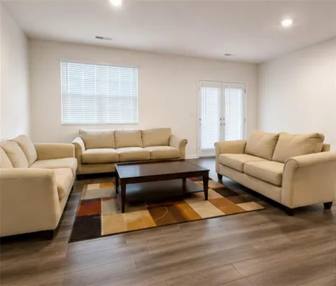 1054 Paddington Drive