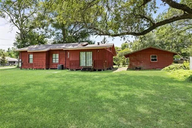3218 Ann Drive Orange, TX 77632