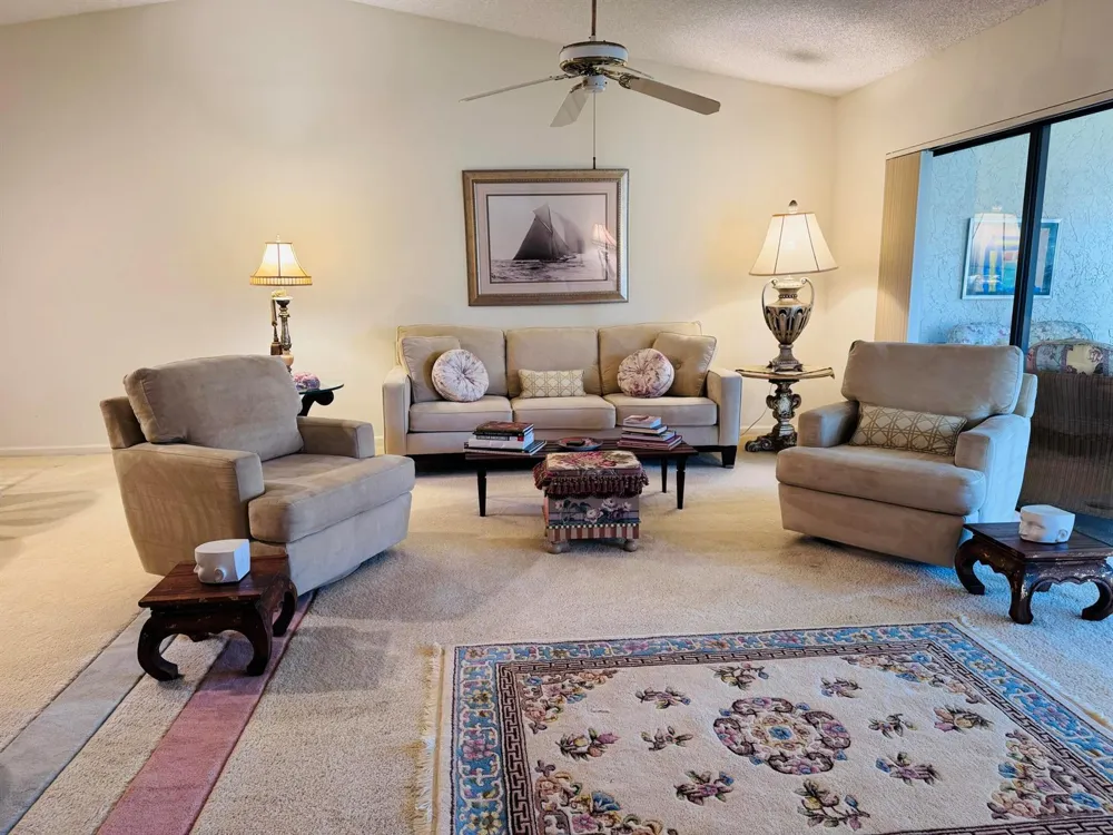 11190 Aspen Glen Drive Boynton Beach, FL 33437