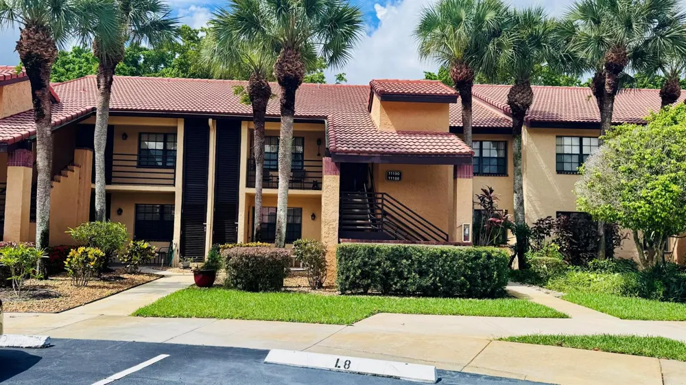 11190 Aspen Glen Drive Boynton Beach, FL 33437