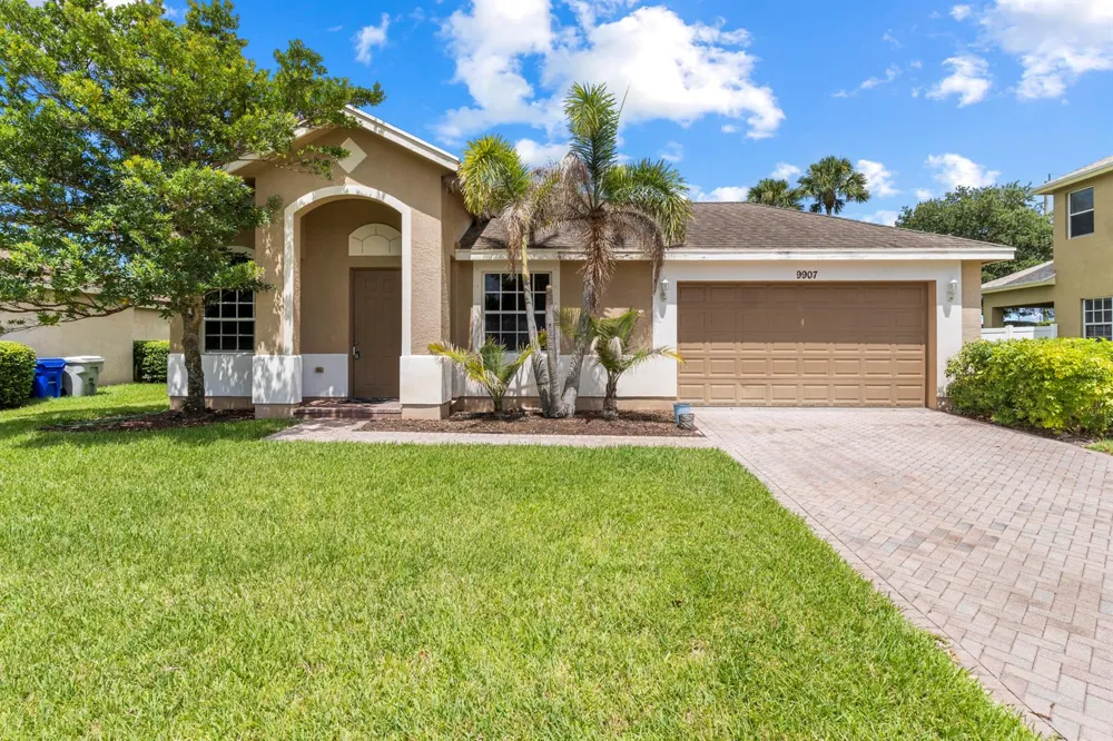 9907 E Verona Circle Vero Beach, FL 32966