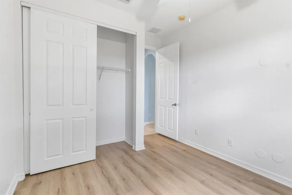 9907 E Verona Circle Vero Beach, FL 32966