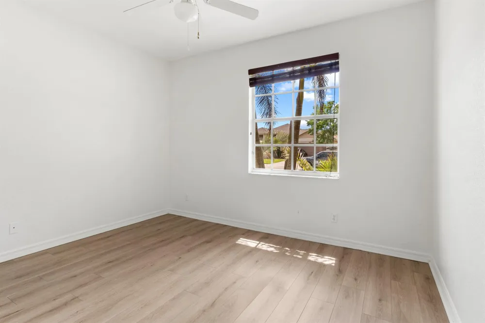9907 E Verona Circle Vero Beach, FL 32966