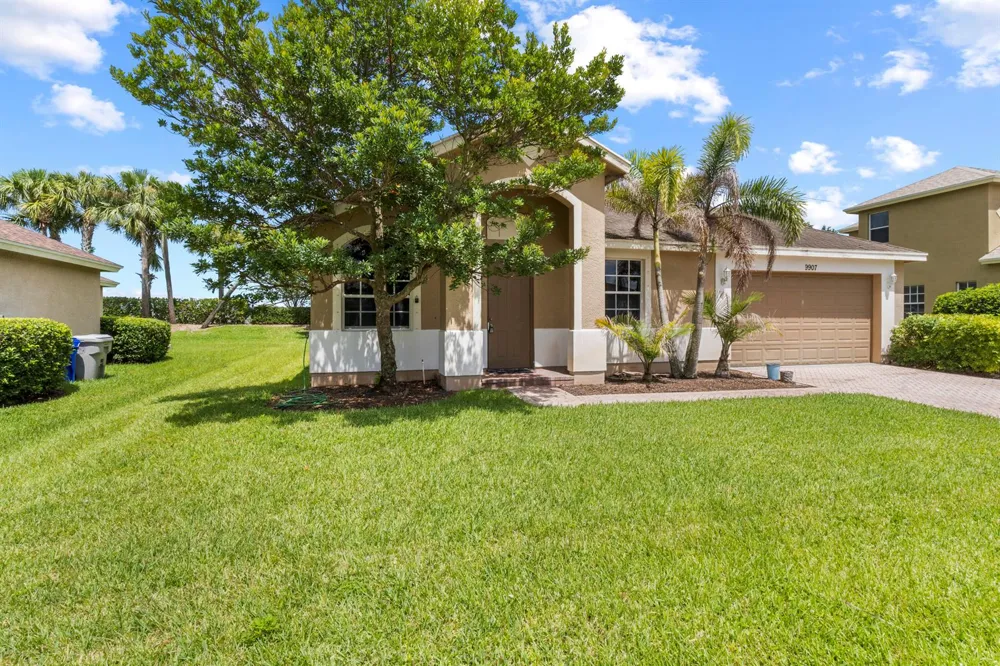 9907 E Verona Circle Vero Beach, FL 32966