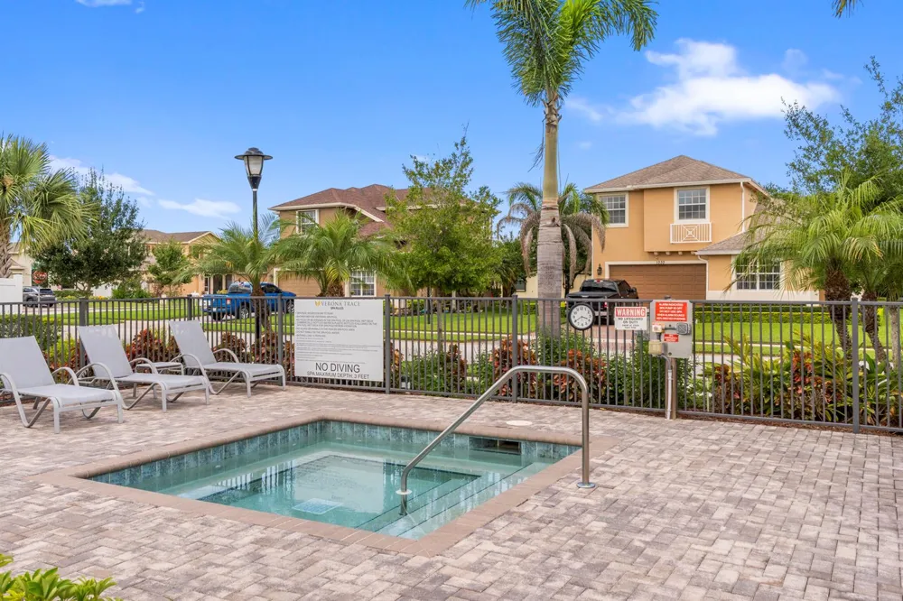 9907 E Verona Circle Vero Beach, FL 32966