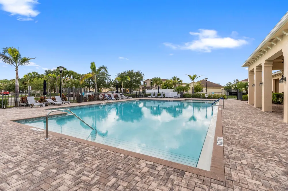 9907 E Verona Circle Vero Beach, FL 32966