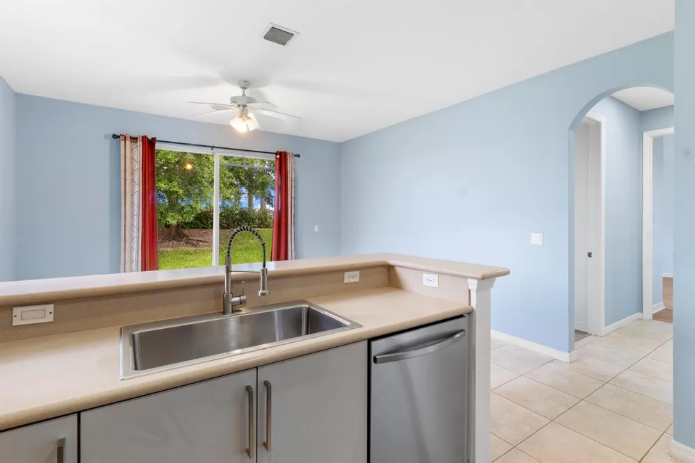 9907 E Verona Circle Vero Beach, FL 32966
