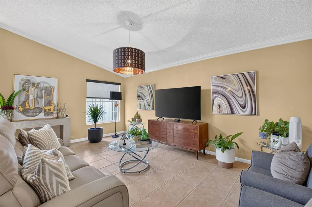 6405 Sand Hills Circle Lake Worth, FL 33463