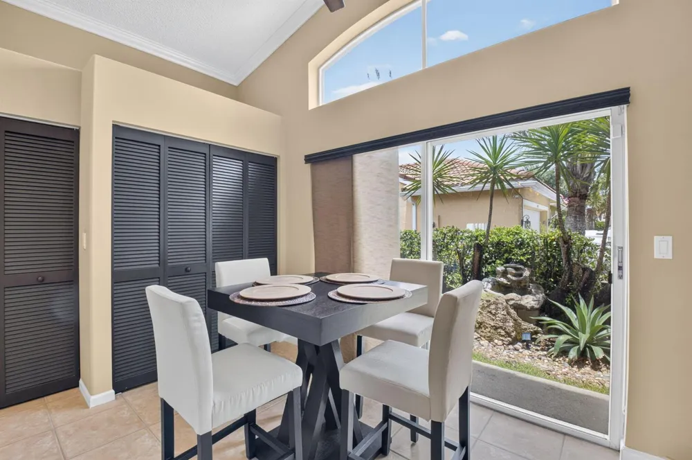 6405 Sand Hills Circle Lake Worth, FL 33463