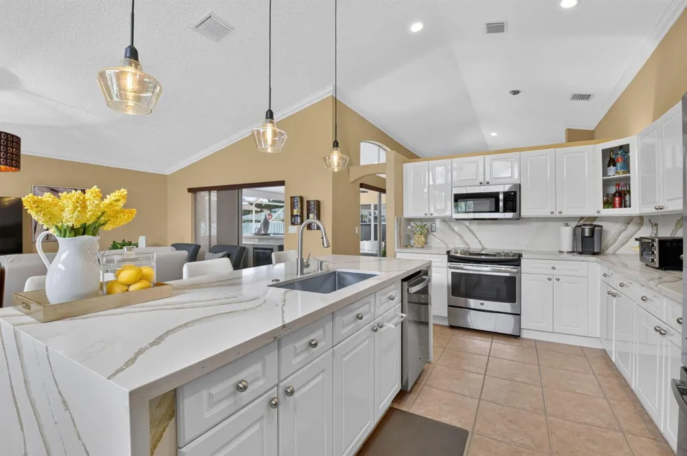 6405 Sand Hills Circle Lake Worth, FL 33463