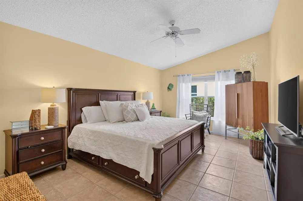 6405 Sand Hills Circle Lake Worth, FL 33463