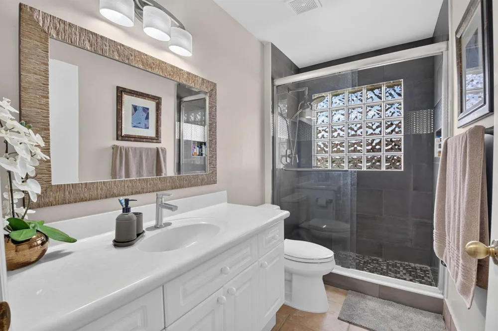 6405 Sand Hills Circle Lake Worth, FL 33463