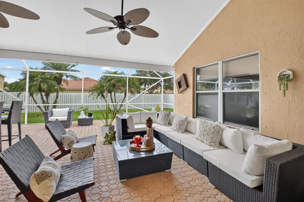 6405 Sand Hills Circle Lake Worth, FL 33463