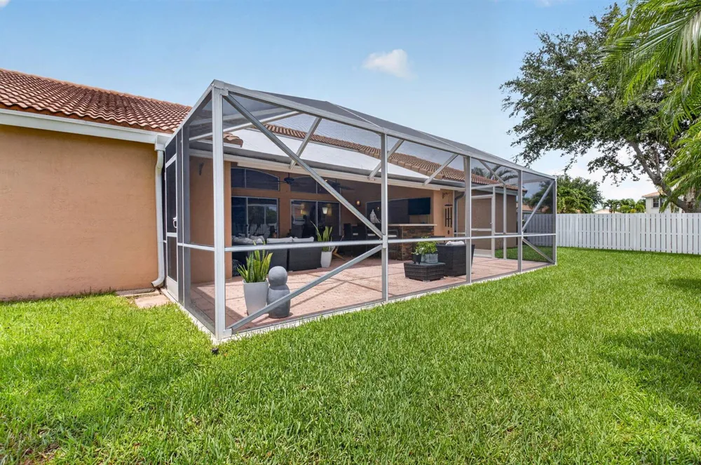6405 Sand Hills Circle Lake Worth, FL 33463