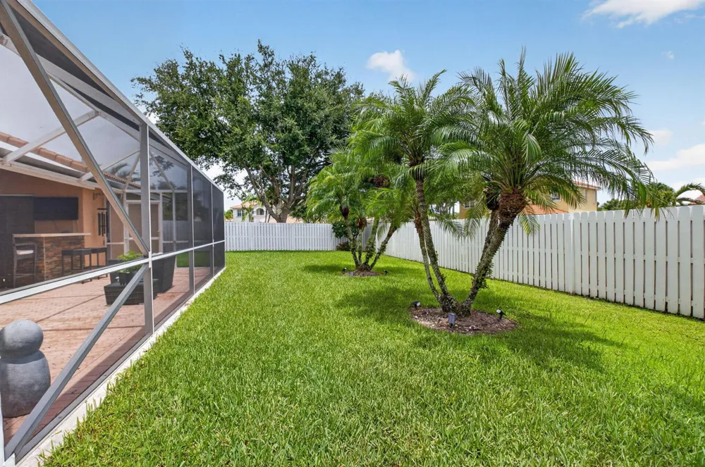 6405 Sand Hills Circle Lake Worth, FL 33463