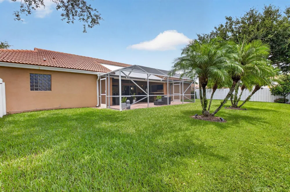 6405 Sand Hills Circle Lake Worth, FL 33463