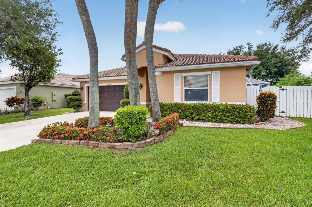 6405 Sand Hills Circle Lake Worth, FL 33463