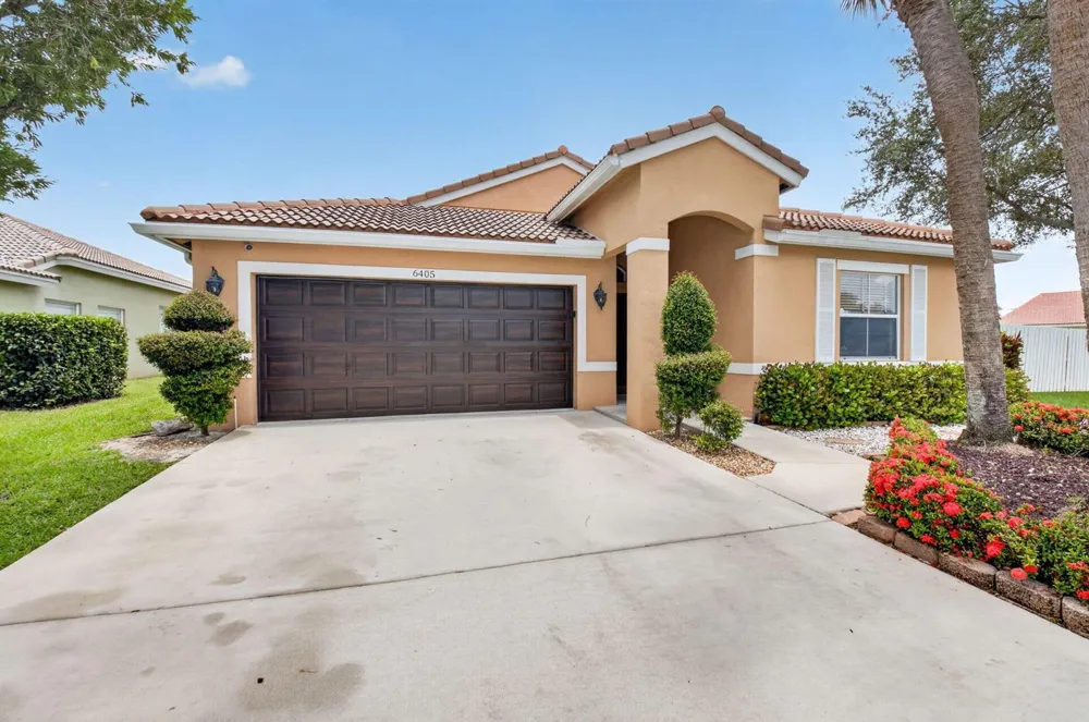 6405 Sand Hills Circle Lake Worth, FL 33463
