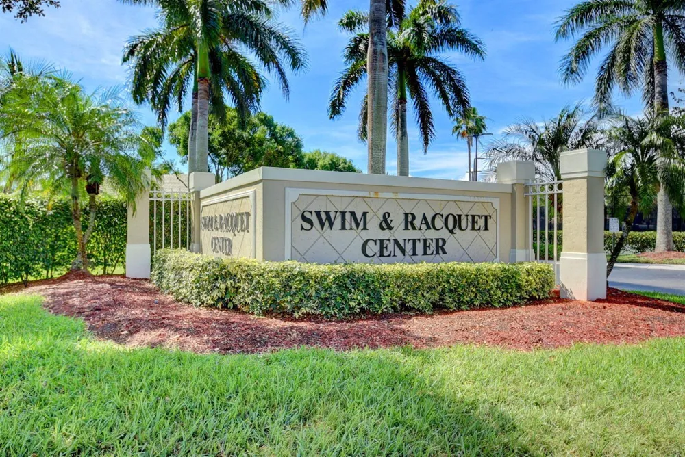 6405 Sand Hills Circle Lake Worth, FL 33463