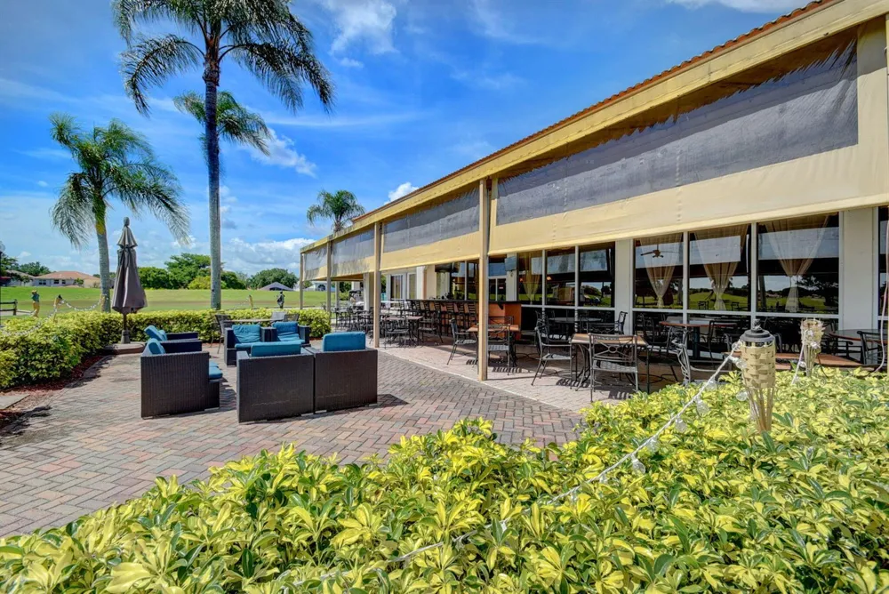 6405 Sand Hills Circle Lake Worth, FL 33463