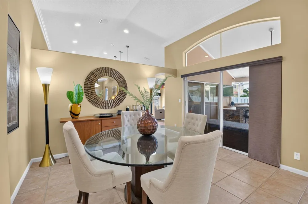 6405 Sand Hills Circle Lake Worth, FL 33463