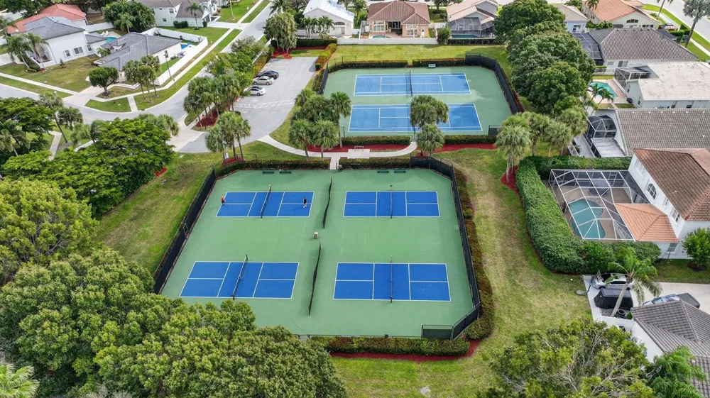 6405 Sand Hills Circle Lake Worth, FL 33463