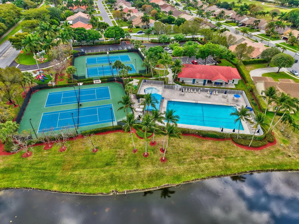 6405 Sand Hills Circle Lake Worth, FL 33463