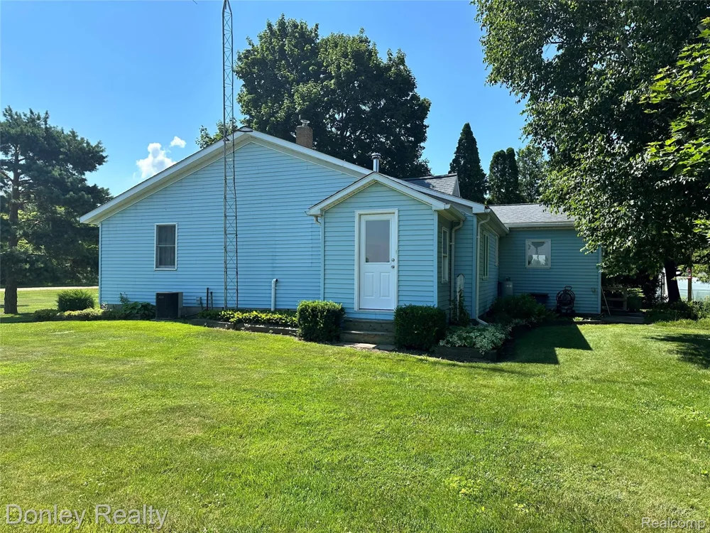 25 Bulgrien Road Moore Township, MI 48472