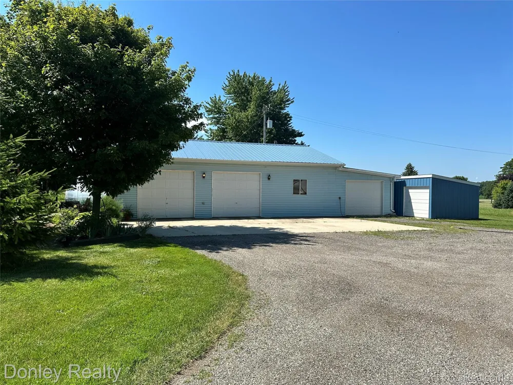 25 Bulgrien Road Moore Township, MI 48472