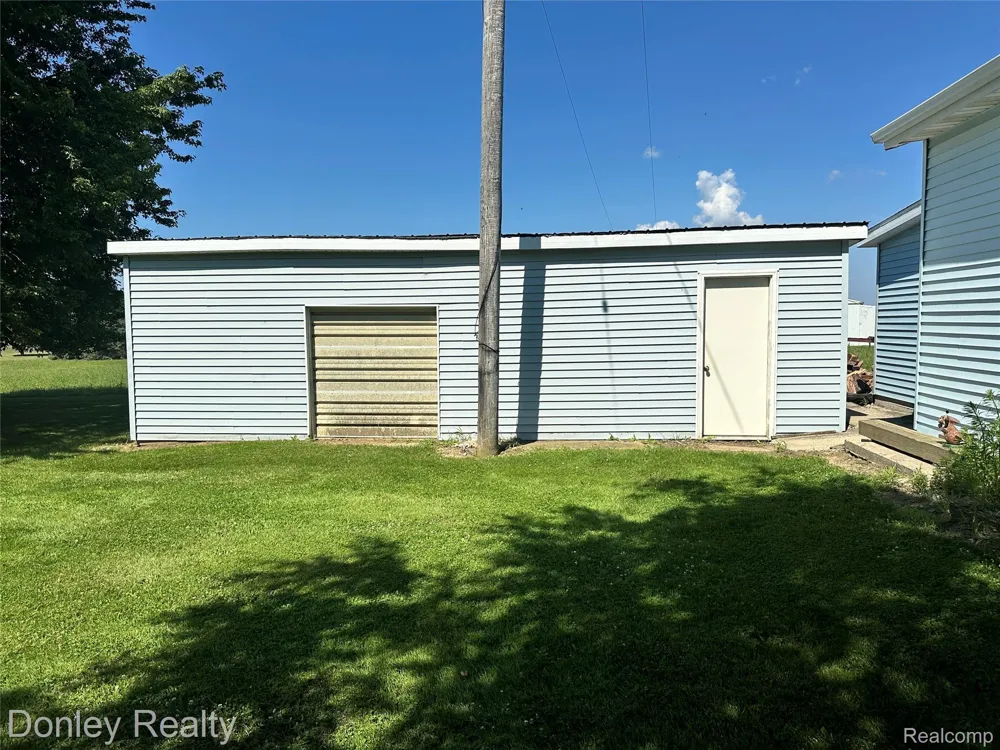 25 Bulgrien Road Moore Township, MI 48472