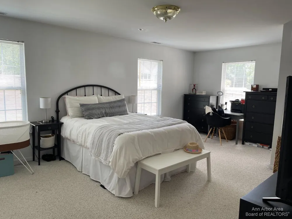 1085 Joyce Lane Scio Township, MI 48103