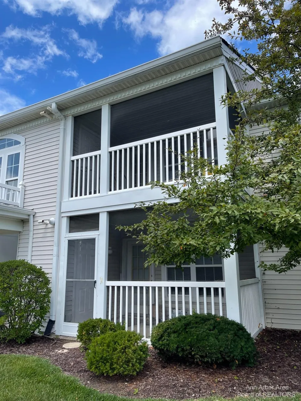 1085 Joyce Lane Scio Township, MI 48103