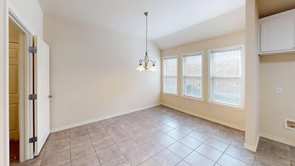 2816 Mission Tejas Drive Pflugerville, TX 78660