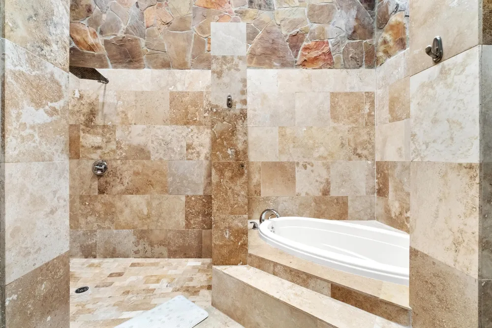 340 Barton Ranch Road Dripping Springs, TX 78620