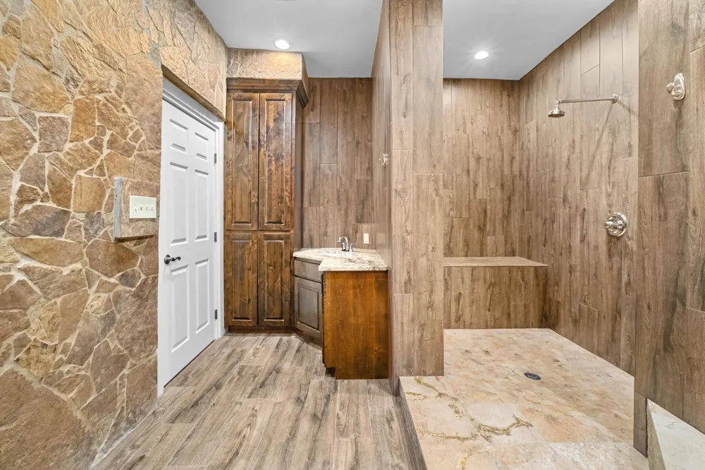 340 Barton Ranch Road Dripping Springs, TX 78620