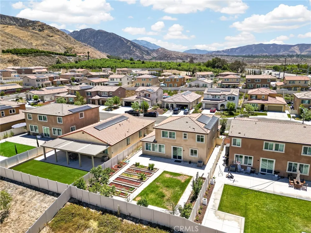 8010 Sorrento Highland, CA 92346