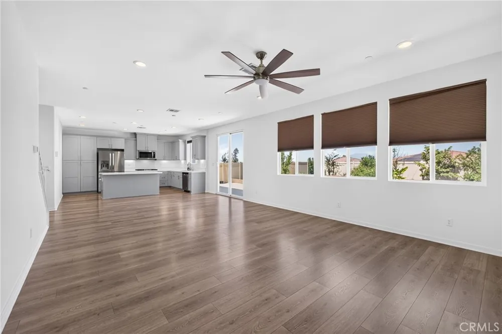 8010 Sorrento Highland, CA 92346