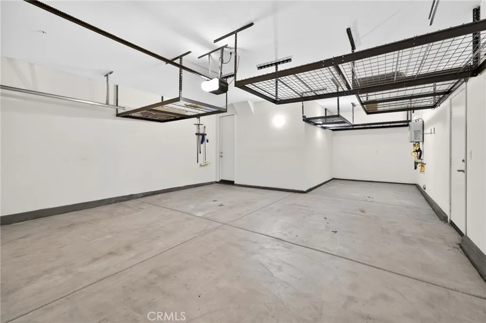 8010 Sorrento Highland, CA 92346