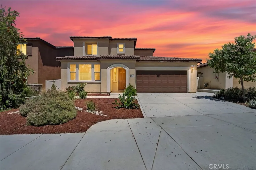 8010 Sorrento Highland, CA 92346
