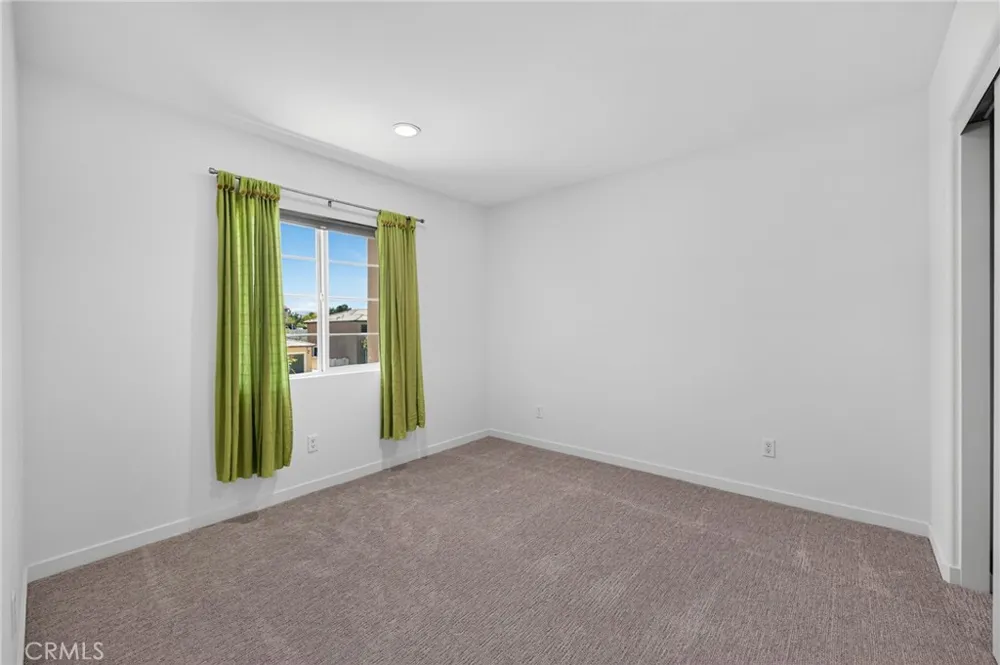 8010 Sorrento Highland, CA 92346