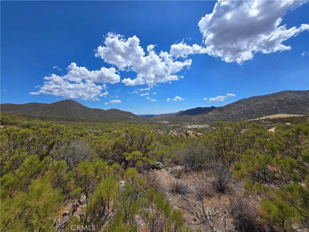 11 Cooper Cienega Truck Trail Anza, CA 92539